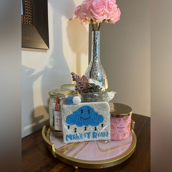 Make it Rain Beaded Coin Pouch - Picture 2 of 3